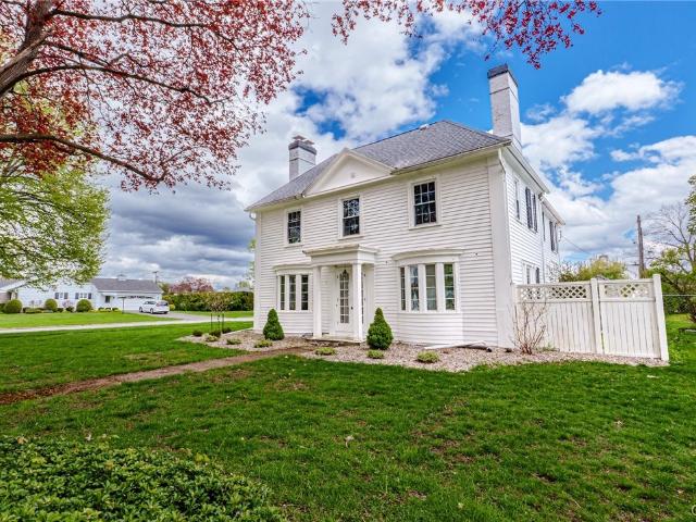 House for sale in Oneida, New York