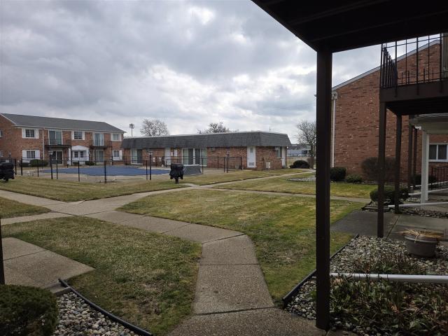 Condo for sale in Clawson, Michigan