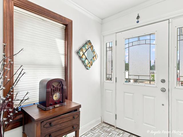 House for sale in Great Lakes, Illinois