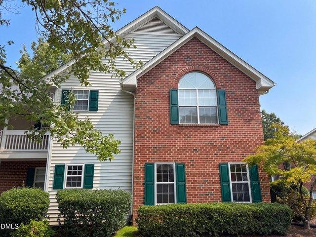 Condo for sale in Wellington Ridge Condominiums, Cary