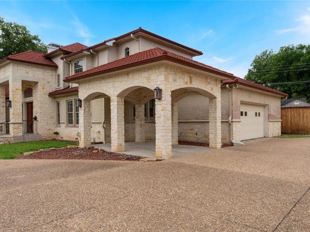 House for sale in Irving, Texas