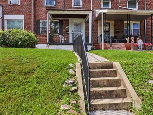 Townhouse for sale in Gibsonton, Maryland