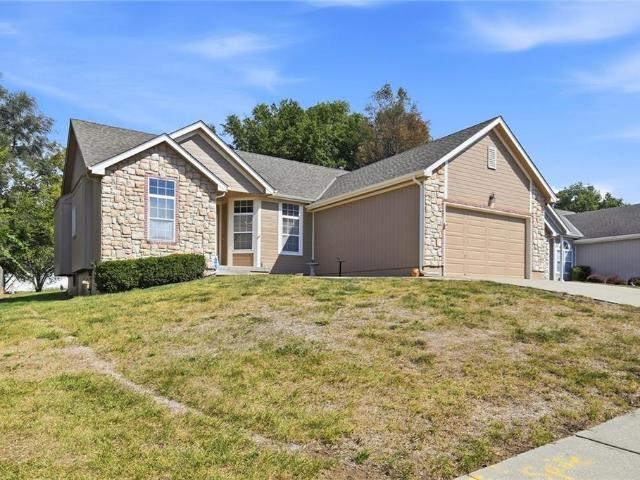 House for sale in Blue Springs, Missouri