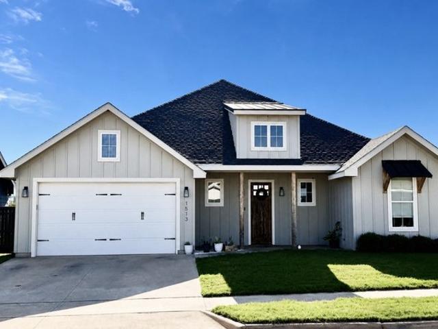 House for sale in Taylor, Texas