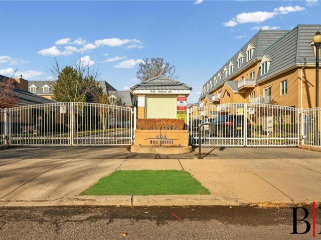 Condo for sale in Arverne, New York
