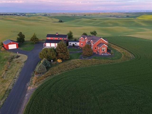 House for sale in Genesee, Idaho