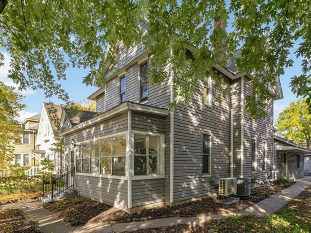 House for sale in Holland, Minneapolis