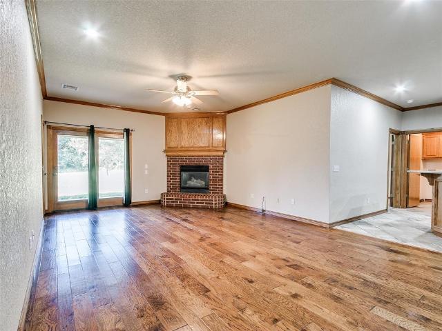 House for sale in Woods, Choctaw