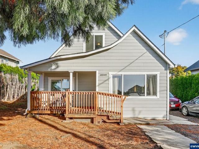 House for sale in Oregonia