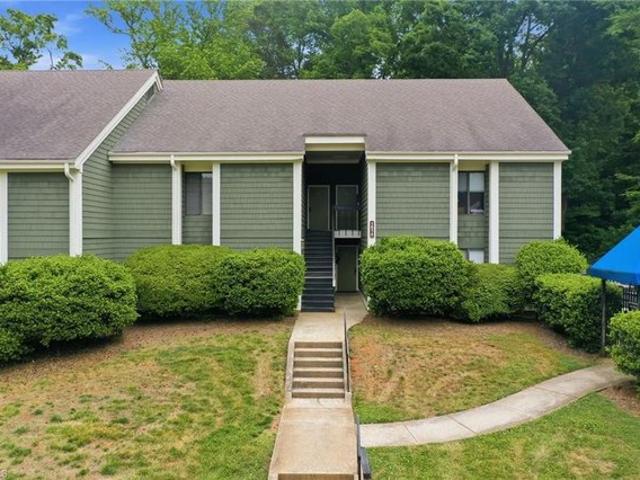 Condo for sale in Guilford, North Carolina