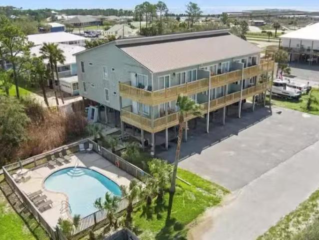 Apartment for rent in Theodore