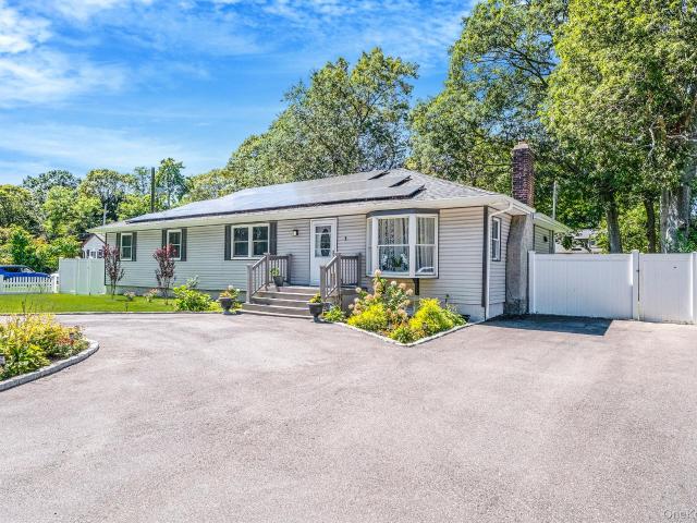 Property for sale in Bohemia, New York