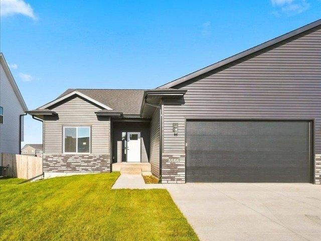 Condo for sale in Arbor Commons, Muscatine