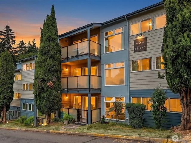 Condo for sale in Tukwila, Washington