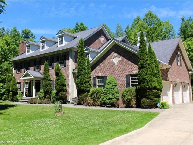 House for sale in Newbury, Ohio