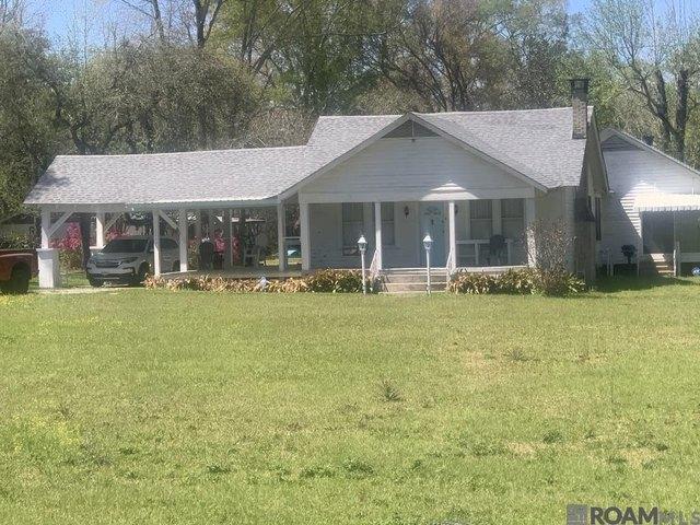 House for sale in Feliciana, Baker