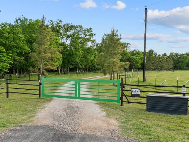 Property for sale in Ellis, Texas