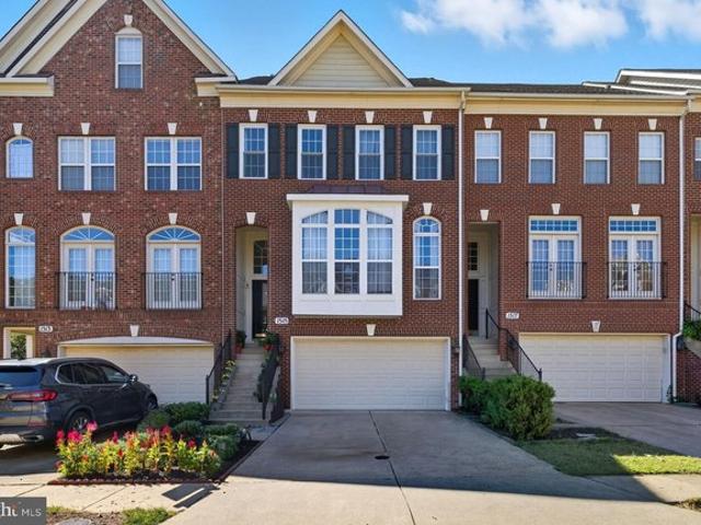 Townhouse for sale in Virginia