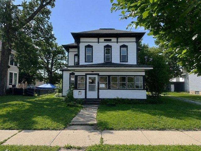House for sale in Linn, Iowa