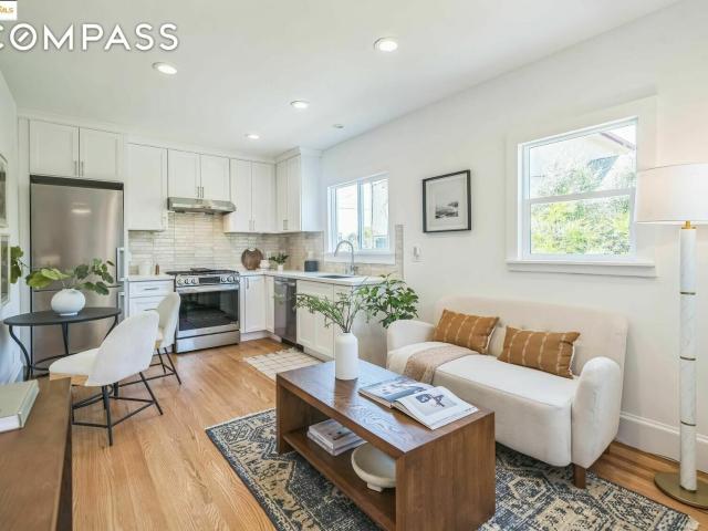Condo for sale in Berkeley
