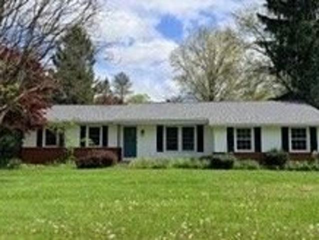 House for sale in Summit, Ohio