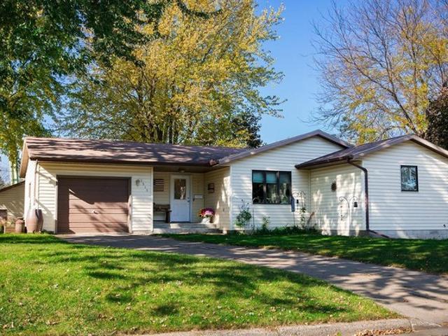 House for sale in Glencoe, McLeod County