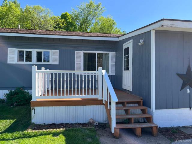 House for sale in Ishpeming, Michigan