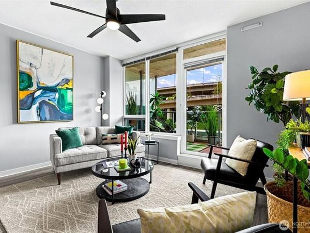 Condo for sale in Tacoma, Washington