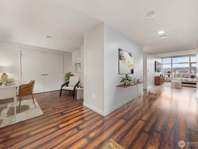 Condo for sale in Tacoma, Washington