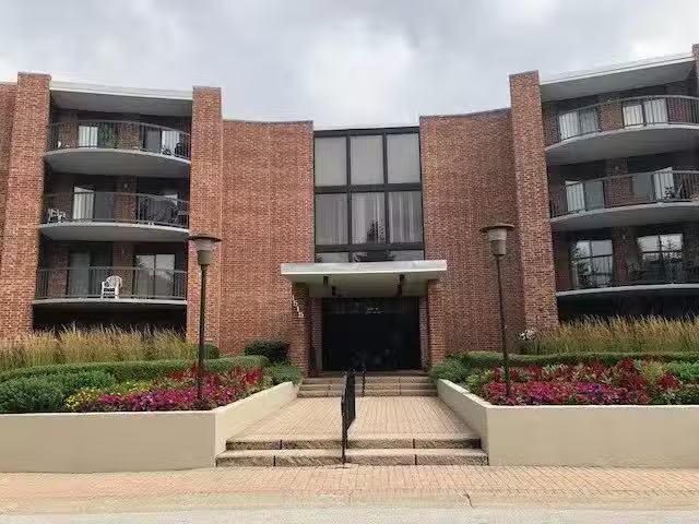 House for rent in Arlington Heights