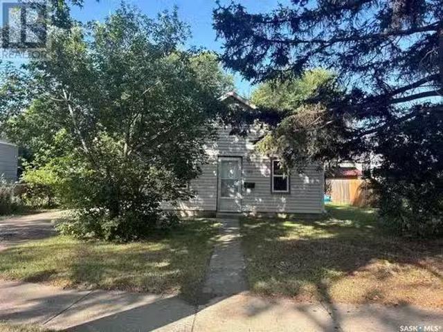 House for sale in Saskatoon, Saskatchewan