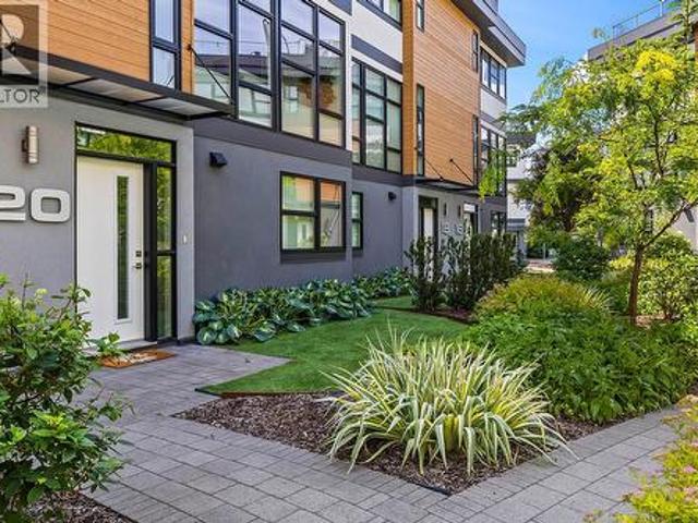 House for sale in Winfield, British Columbia