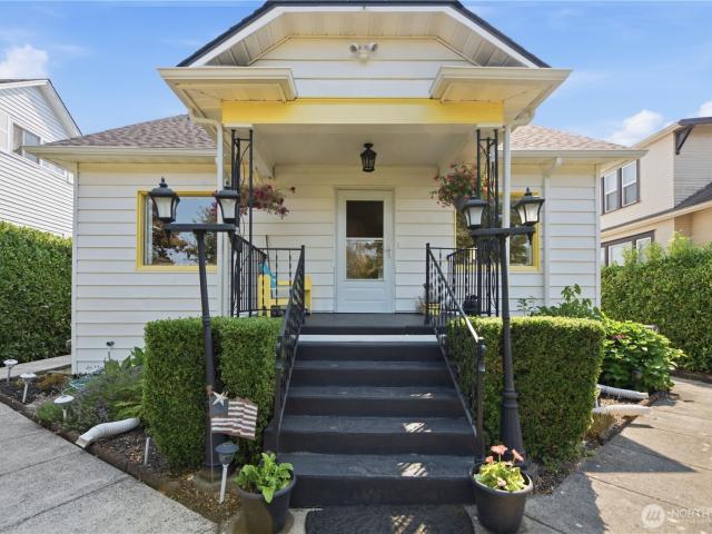 House for sale in Everett, Washington