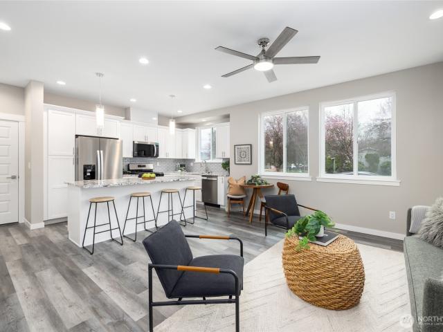 Condo for sale in Mount Vernon, Washington