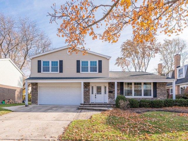 House for sale in Arlington Heights, Illinois