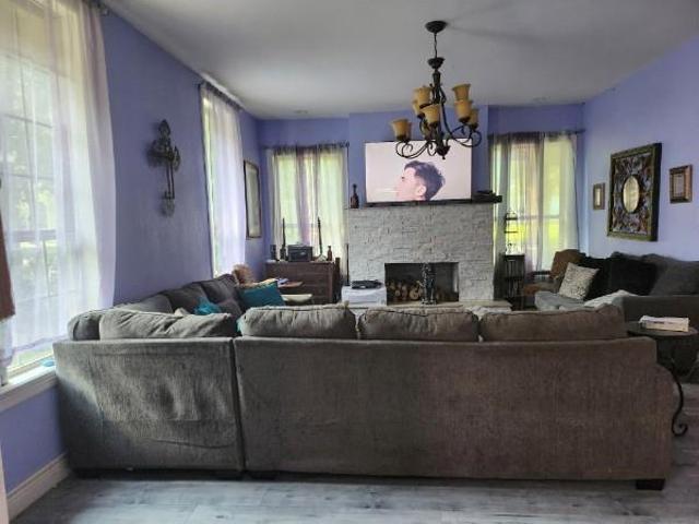 House for sale in Corsicana, Navarro County