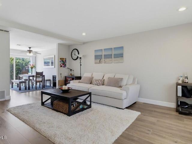 Townhouse for sale in Moorpark, California
