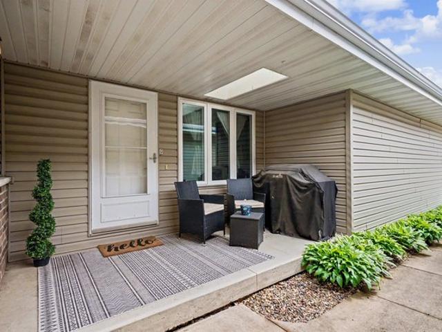 Condo for sale in Waterloo, Iowa