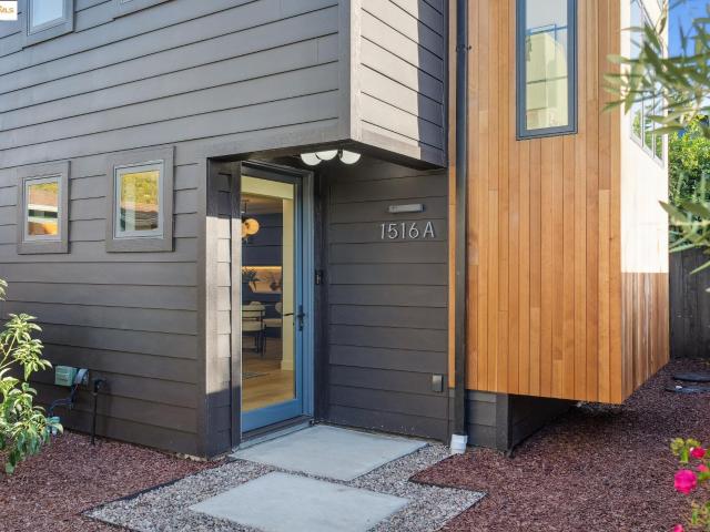 Condo for sale in Berkeley, California