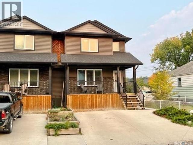 House for sale in Saskatoon, Saskatchewan