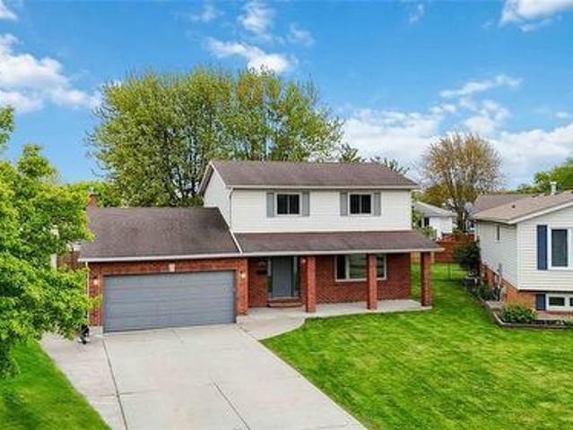 House for sale in Brights Grove, Ontario