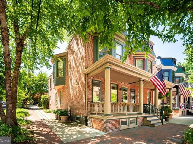 Townhouse for sale in Delaware