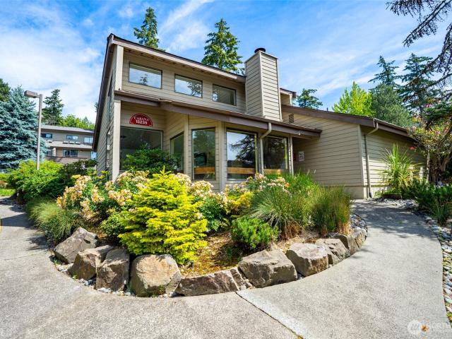 Condo for sale in Tukwila, Washington