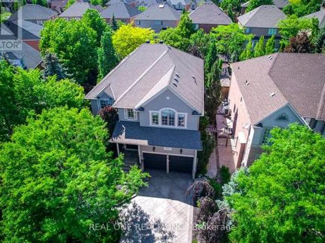 House for sale in Oakville, Ontario