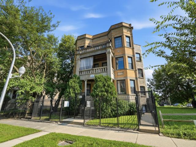 Condo for sale in Chicago Park, Illinois