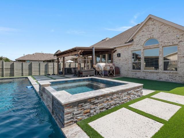 House for sale in Harvest, Argyle