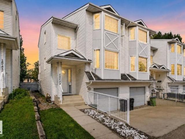 Townhouse for sale in Wedgewood, Alberta