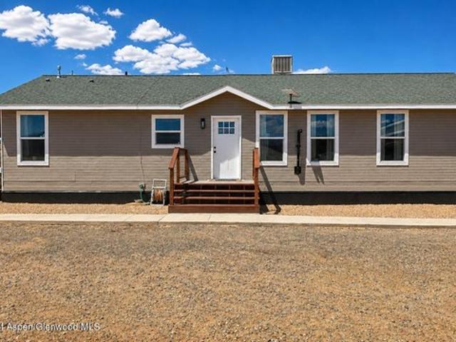 House for sale in De Beque, Colorado