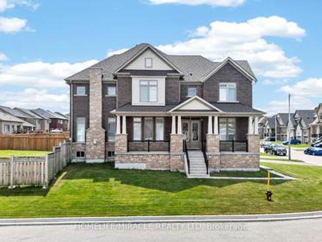 House for sale in Innisfil, Central Ontario