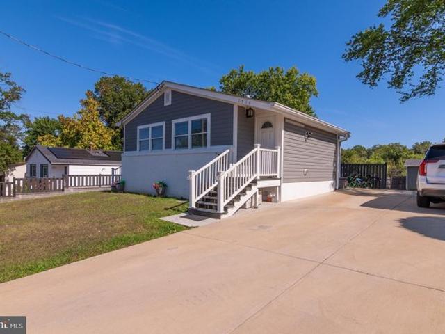 House for sale in Phelps Corner, Oxon Hill